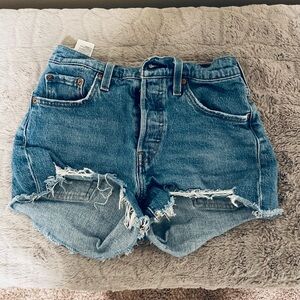 Levi shorts